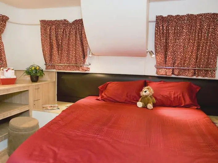 Royal Mystique B - Comfort Plus 2, Interior image