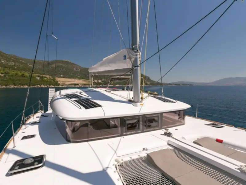 Armonia, Lagoon 400 S2
