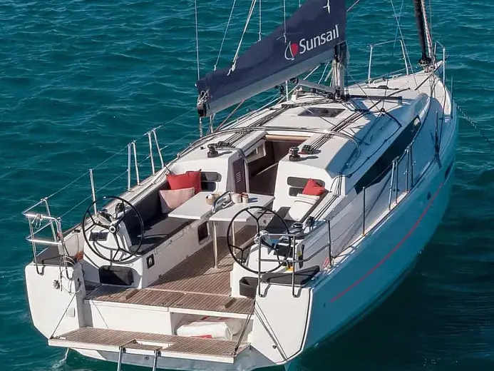 Sunsail 38.0 Classic, Main image