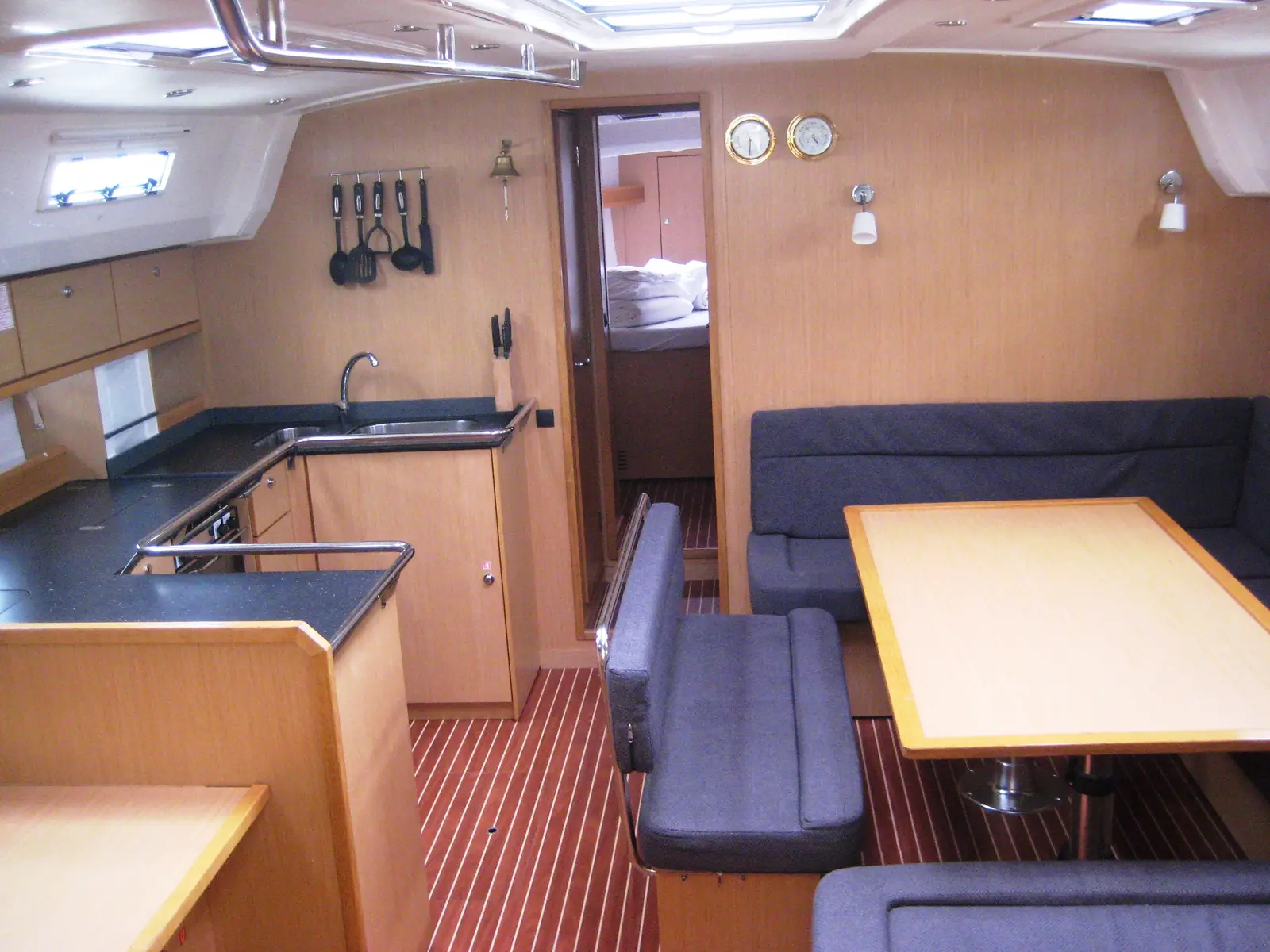 Six, Interior image