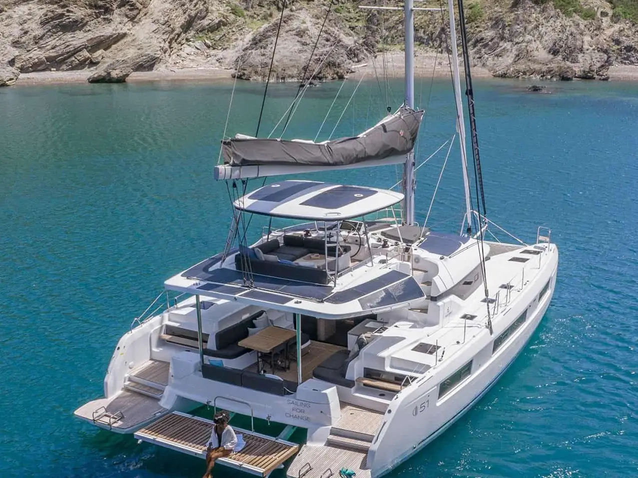 DEB ELLI, Main image