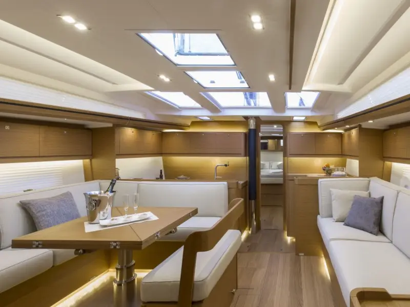 Anima, Interior image