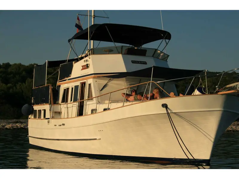 SEA LION, Hampton Trawler 42
