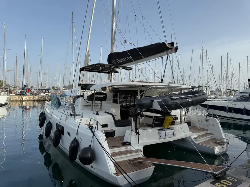 Bellatrix (A/C,Electric Heads), Main image