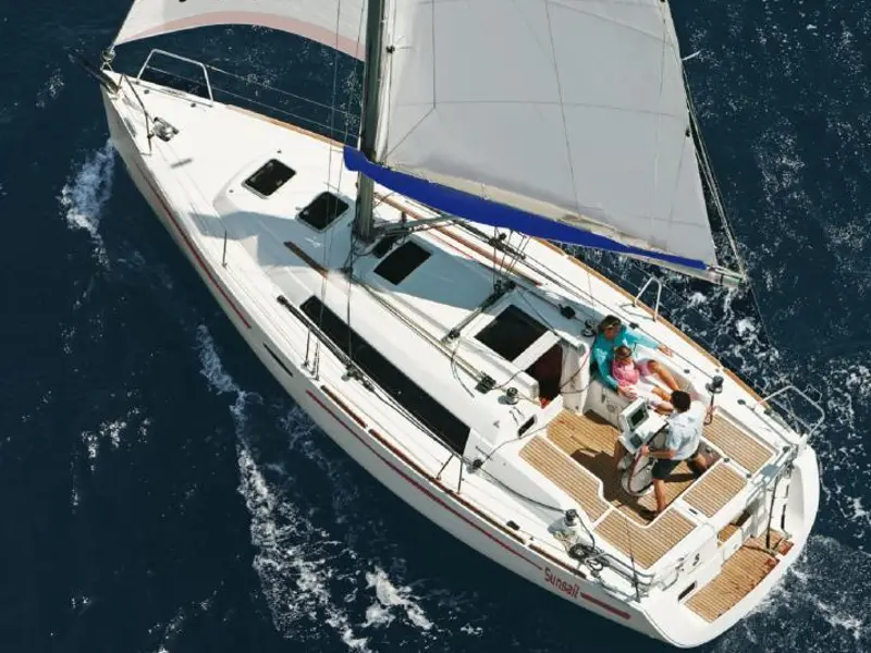 Sunsail 31 Classic, Oceanis 311