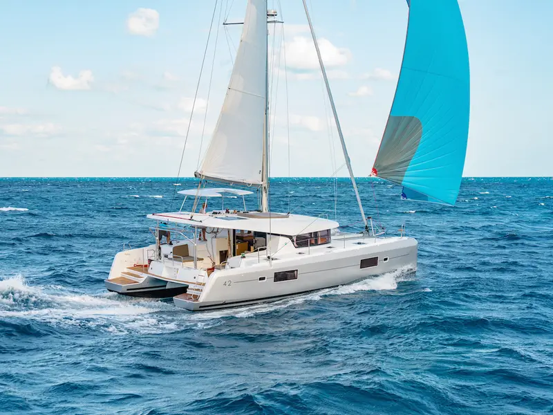 Ocean Star, Lagoon 42