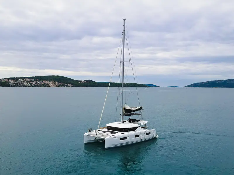 Galeb, Lagoon 46