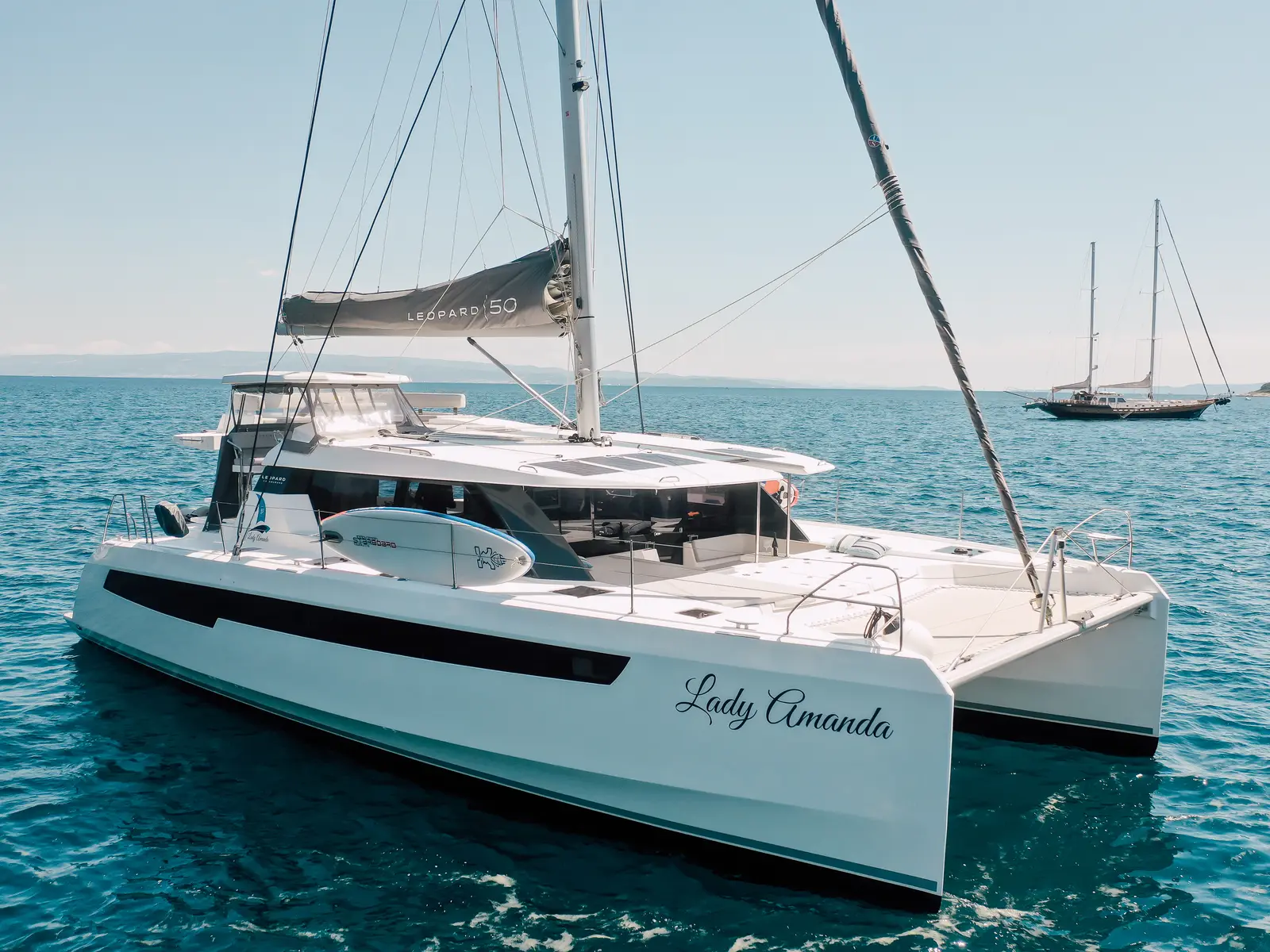 LADY AMANDA, Main image