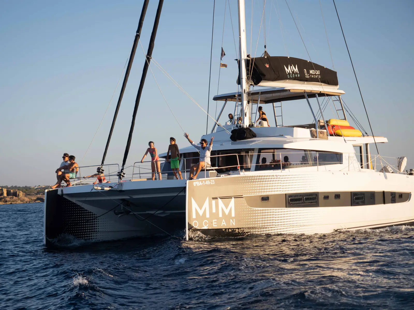 MIM OCEAN 2, Front view