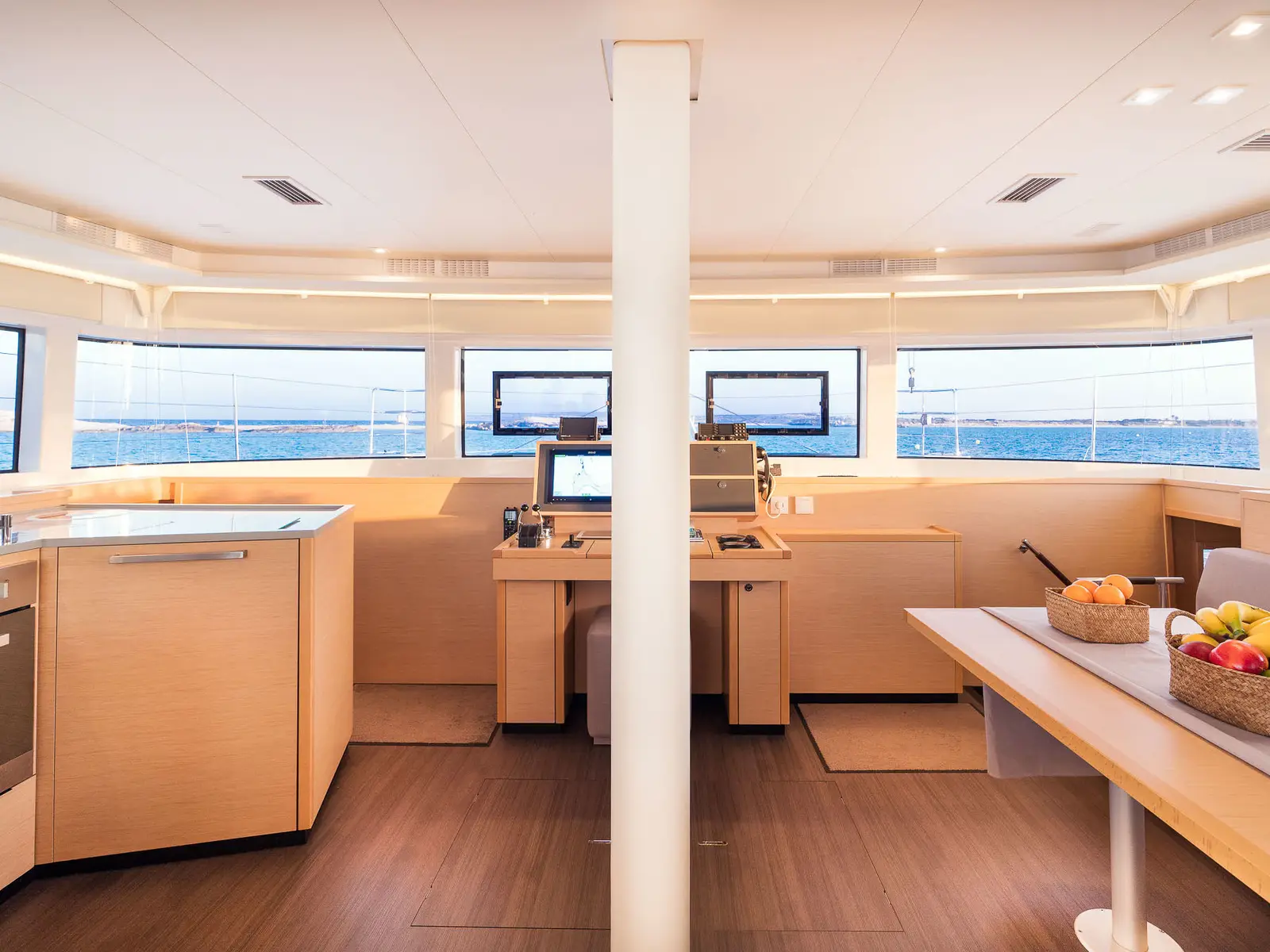 Flow, Interior image