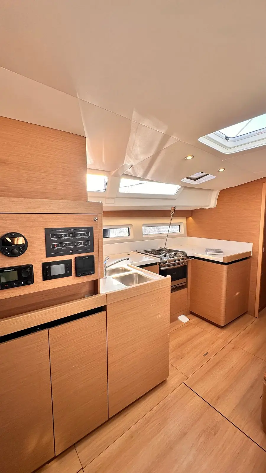 North Wind 49, Foto 10
