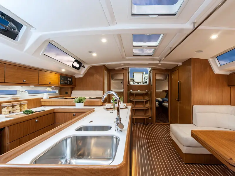 AF-BC56, Interior image
