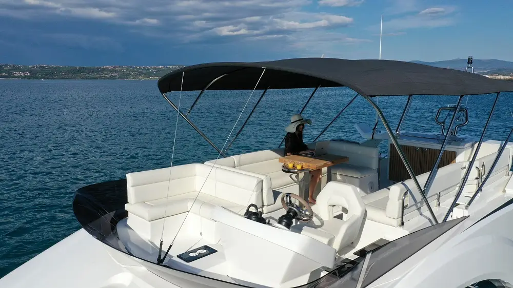 Nora, Foto 24
