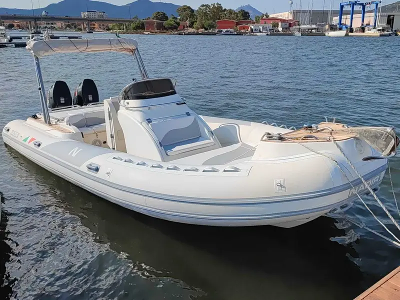 Nadir, Motorboat