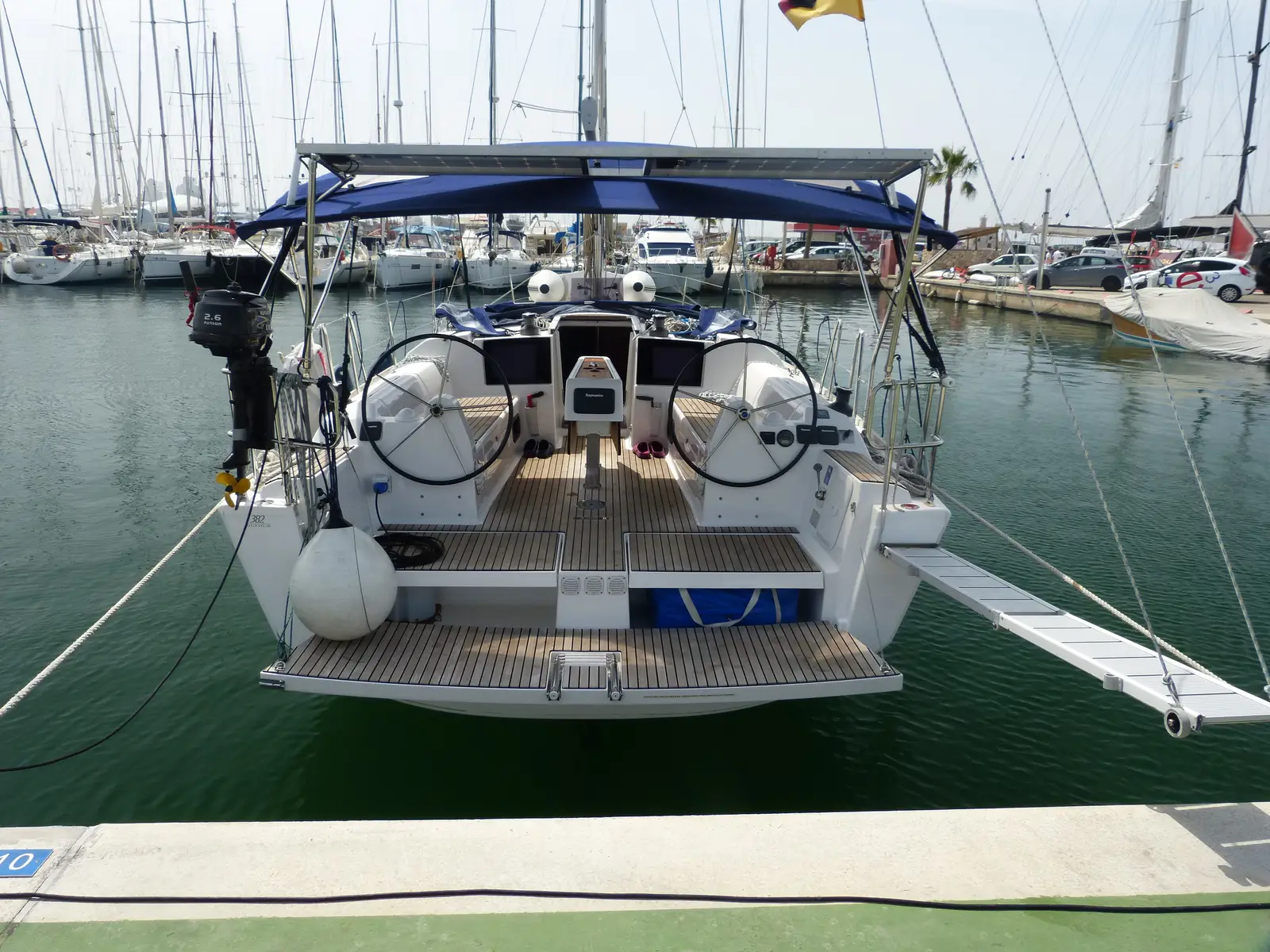 Sunny Blue, Dufour 382 Grand Large