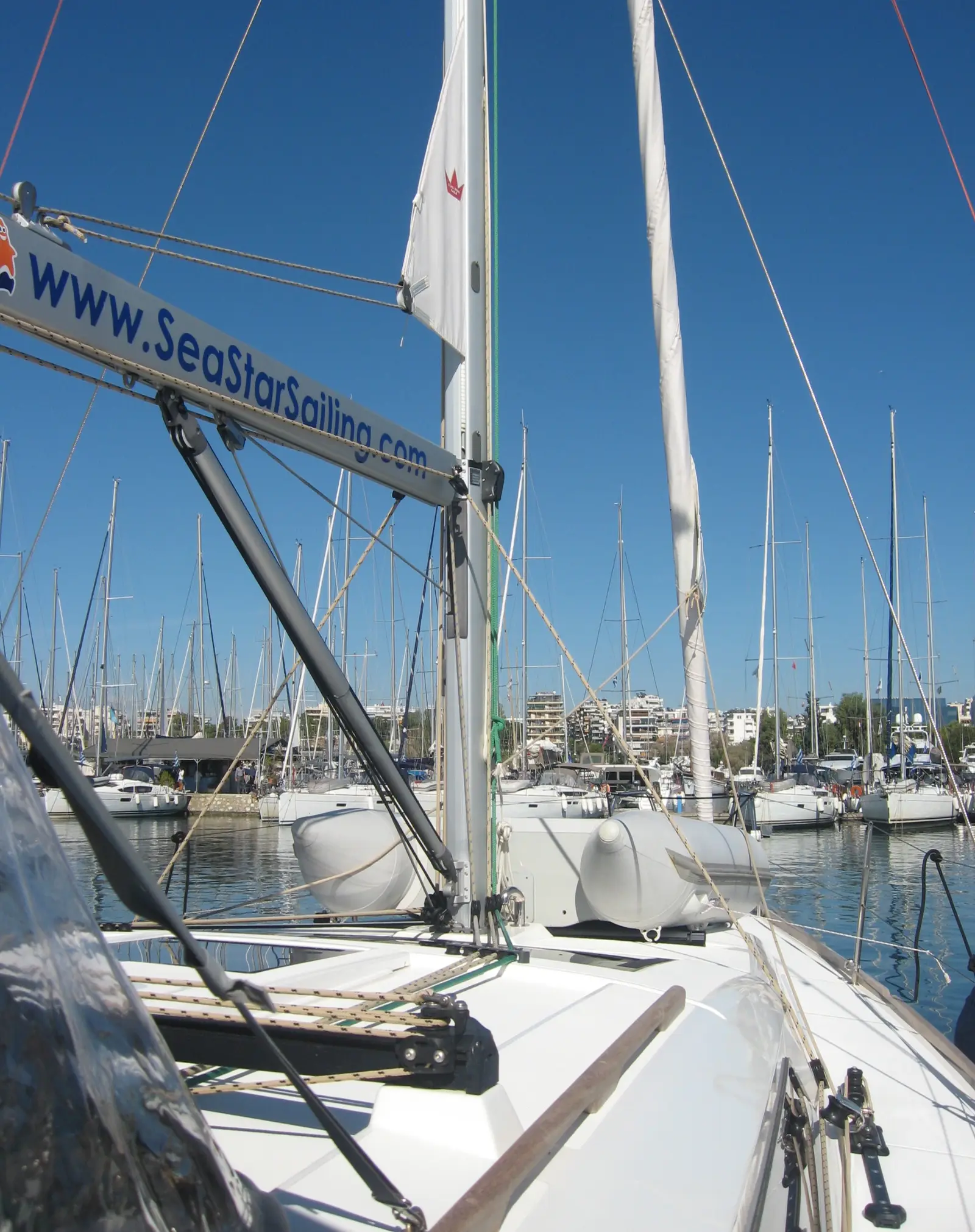 Delta, Foto 5