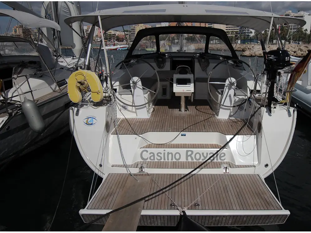 Casino Royale, Main image