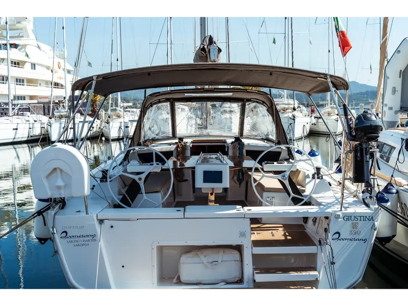 Giustina, Dufour 390 Grand Large