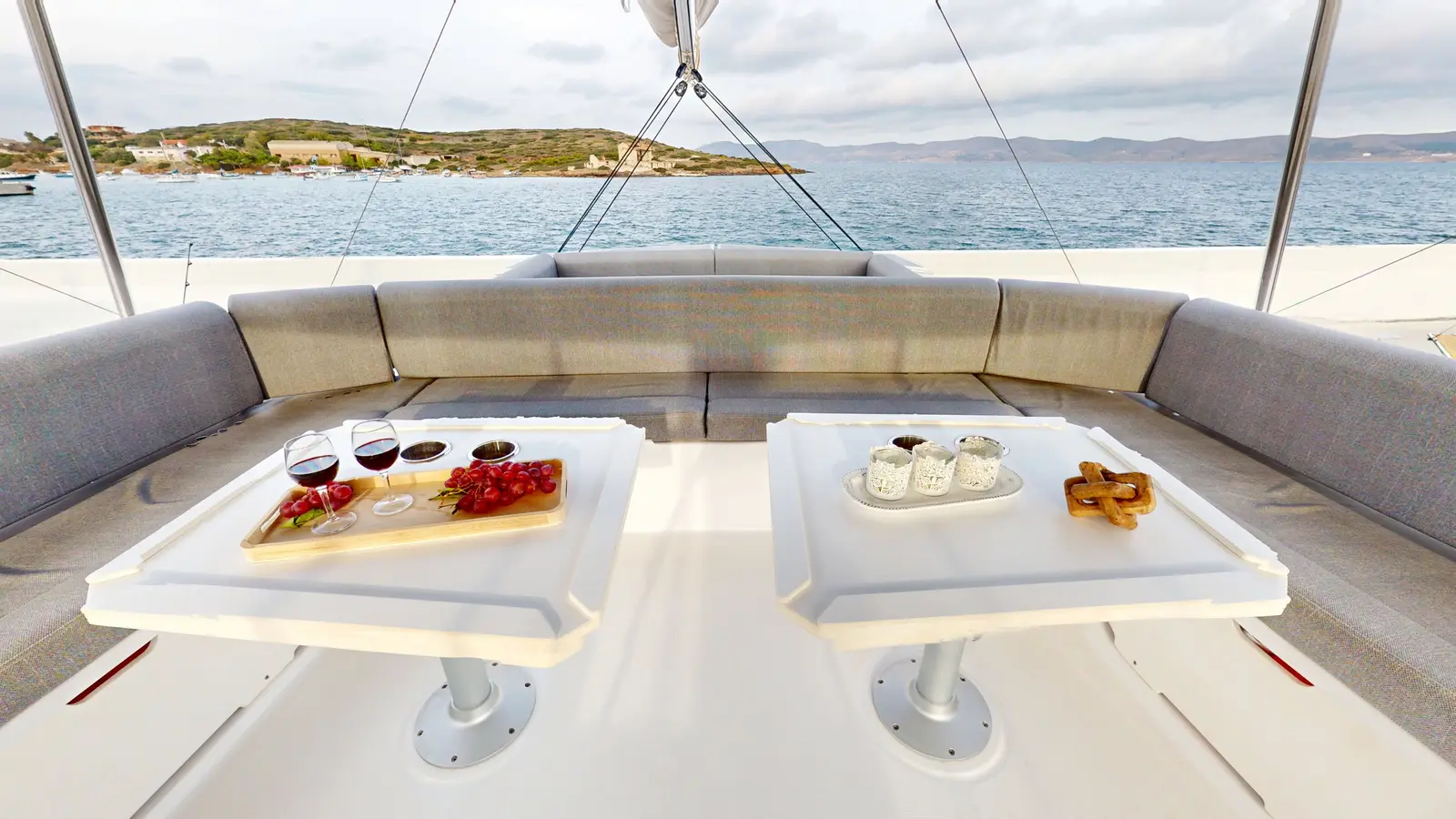 AMMOS IV - Fully Equipped, Obligatory Skipper, Foto 5