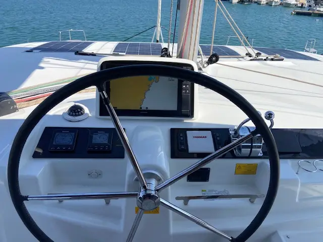 Star of the Seas IV, Navigation 1