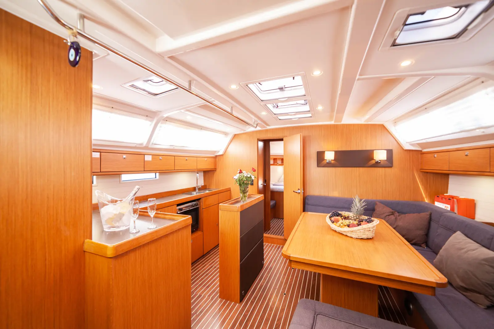 Sail Vega, Foto 4