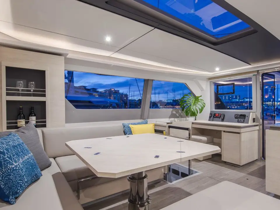 Moorings 5000 Exclusive, Interior image