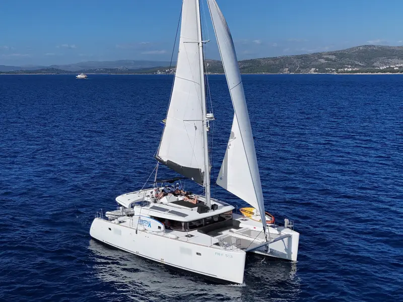 GRAND DELUXE, Lagoon 450