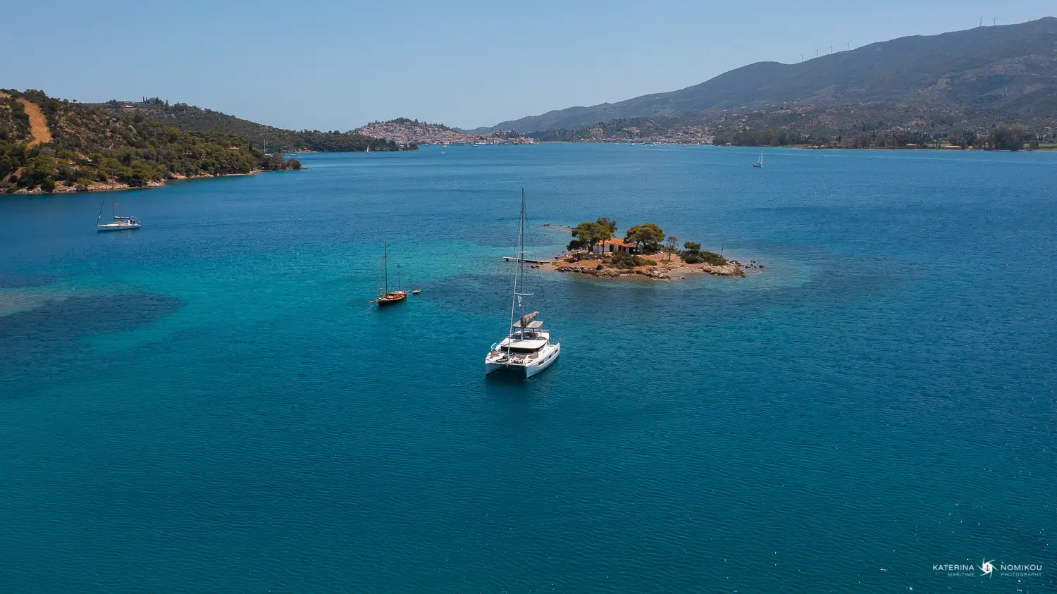 El Marita Brand New 2021 A/C & Generator Skippered, Foto 18
