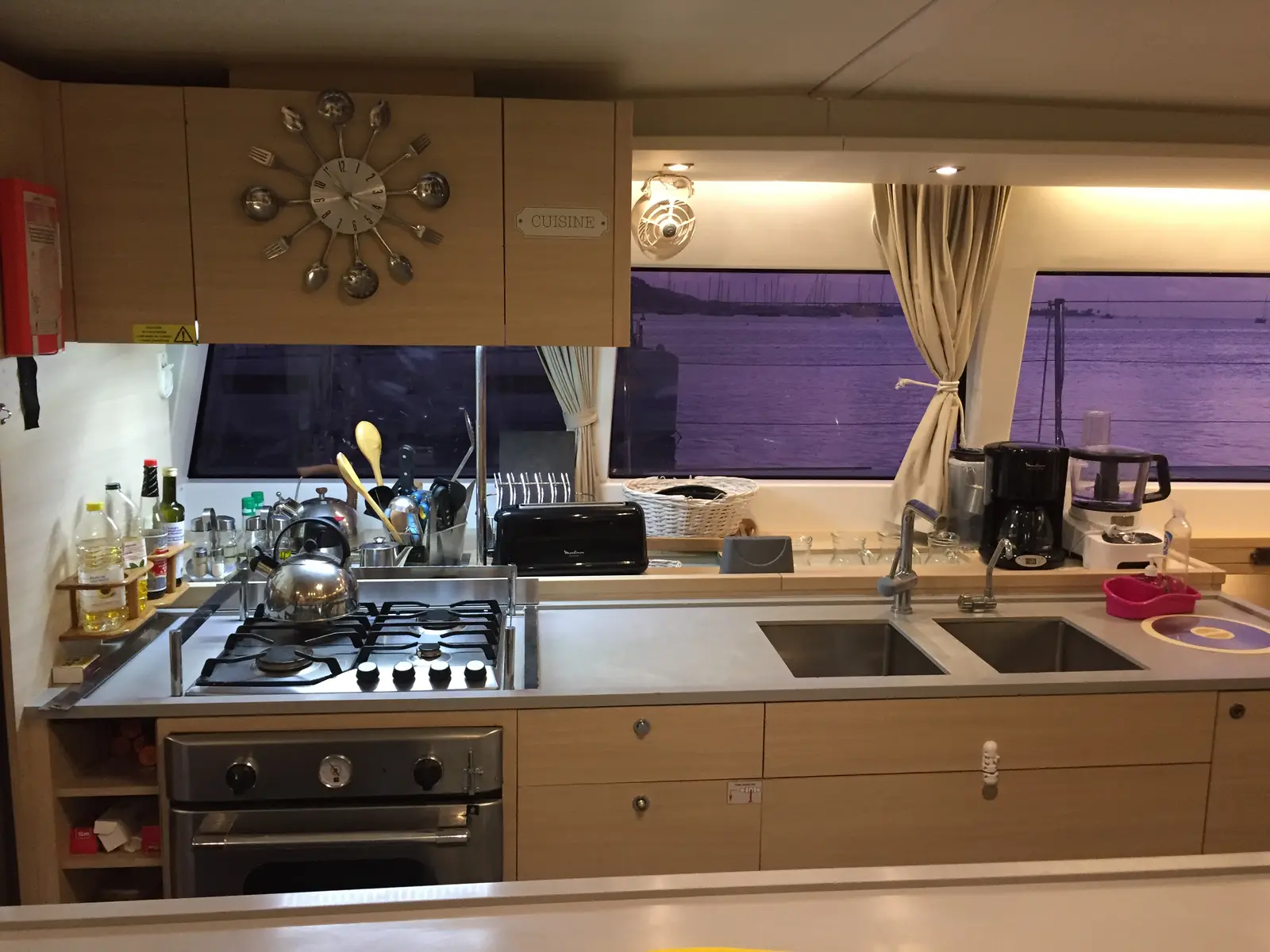 Marlena, Kitchen 1