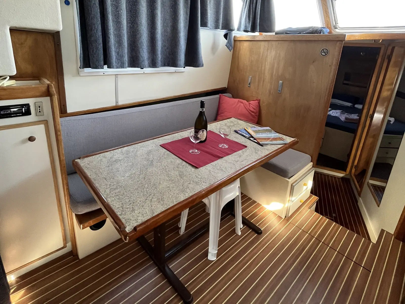 NCF Twins, Interior image