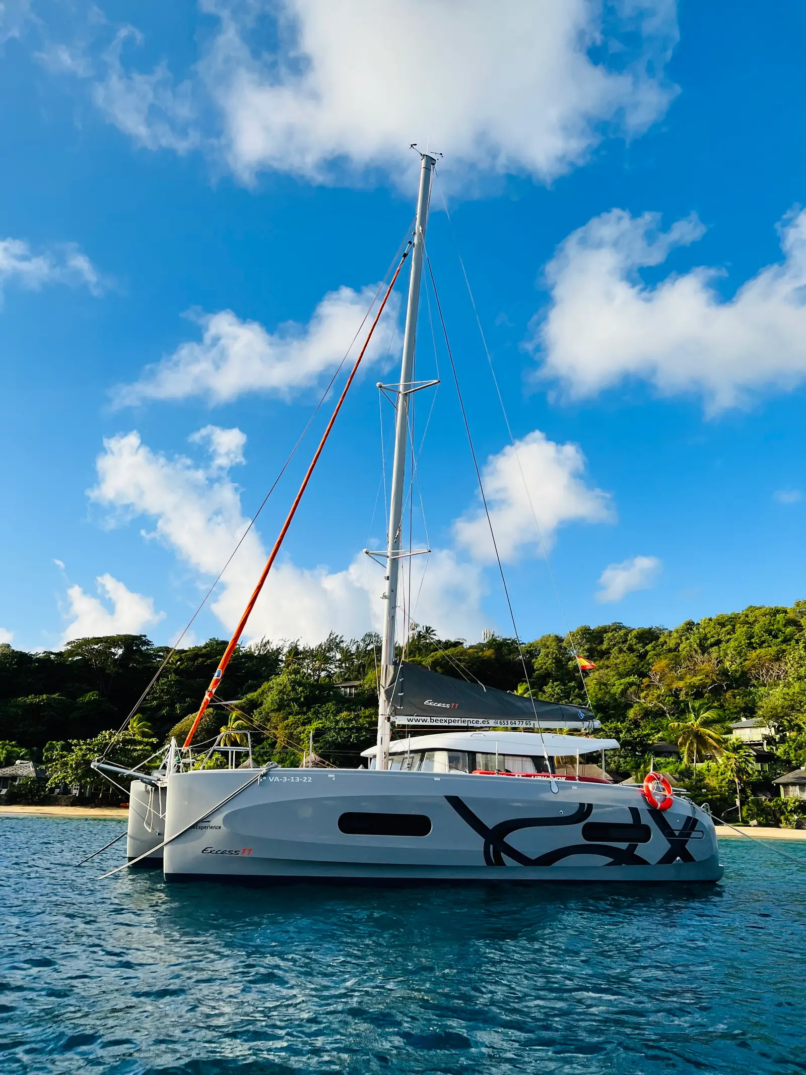 ONE Ibiza BAREBOAT, Foto 13