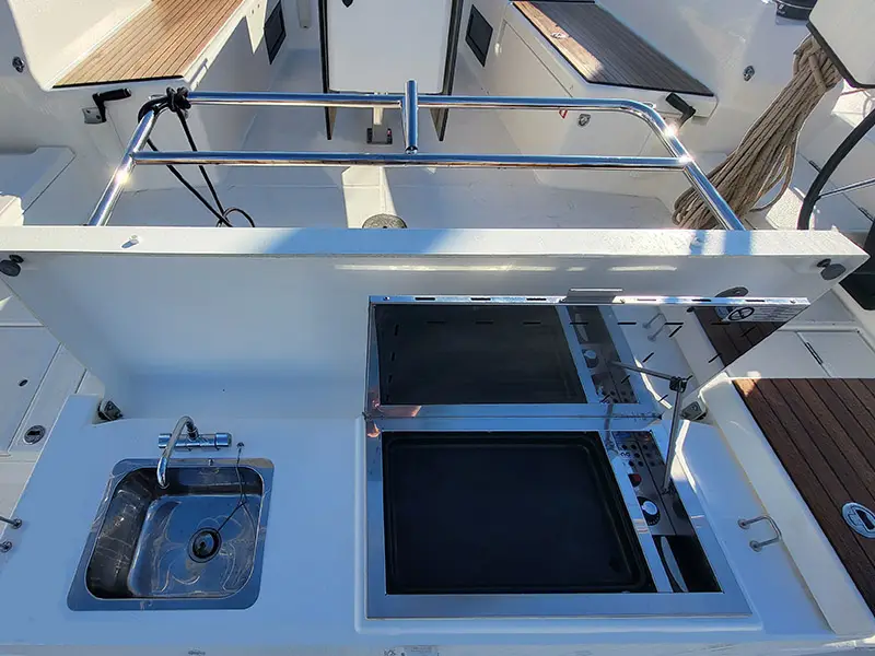 Alibaba, Dufour 470