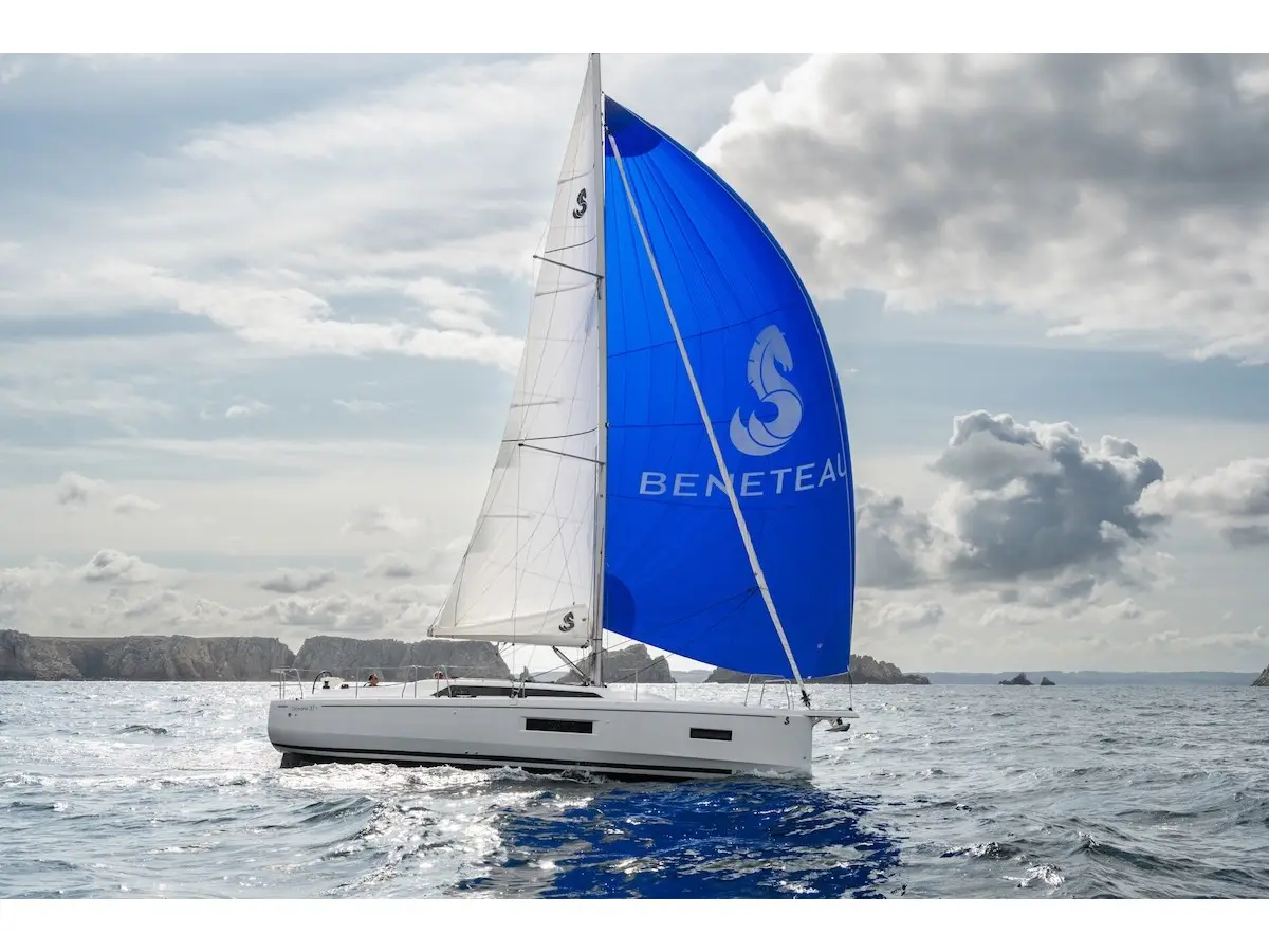 Vega, Oceanis 37.1
