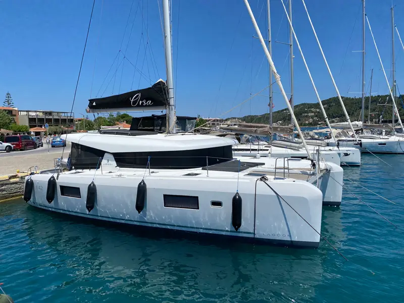 ORSA (AC/Gen/W.Maker, Lagoon 42