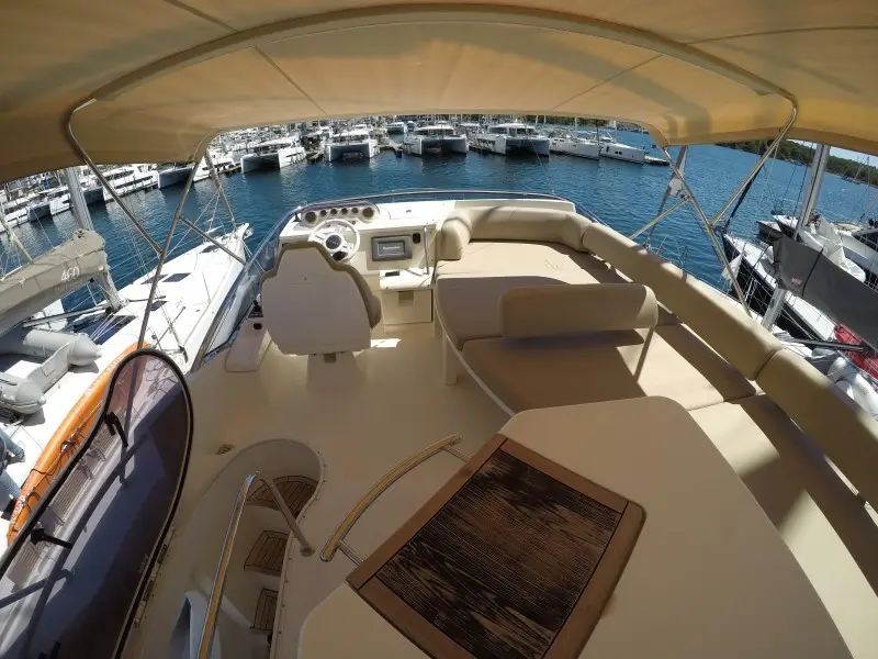 LUMA, Azimut 47 Fly