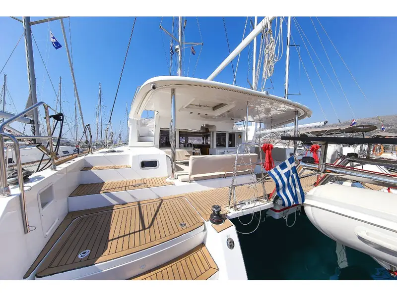 AEROPI  |⛵ VIP, Skippered Only, Watermaker, Generator, AC, BBQ, Lagoon 450 Fly