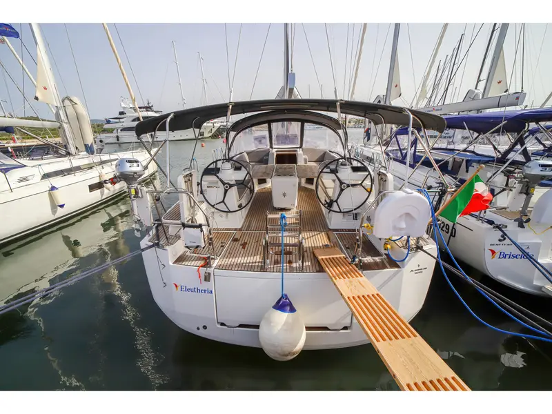 Eleutheria - Premium Line, Jeanneau 54
