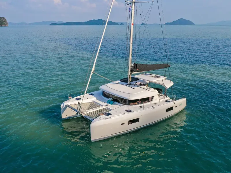 Pronto Angel, Lagoon 42