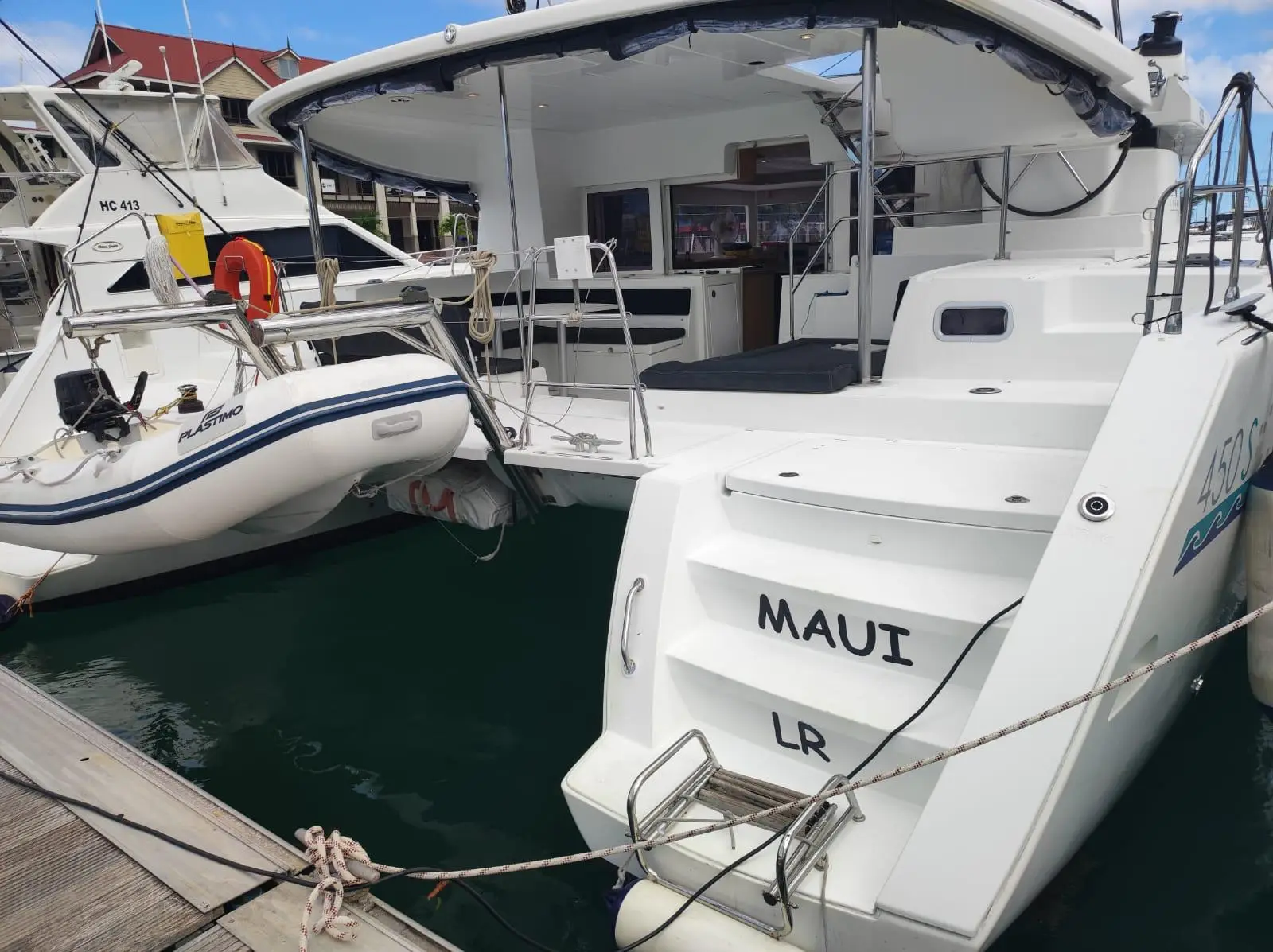 Maui, Cockpit image 3