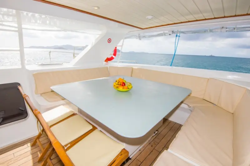 Le Gauguin, Loungearea / aft / starboard