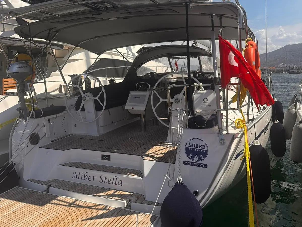 Miber Stella, Main image