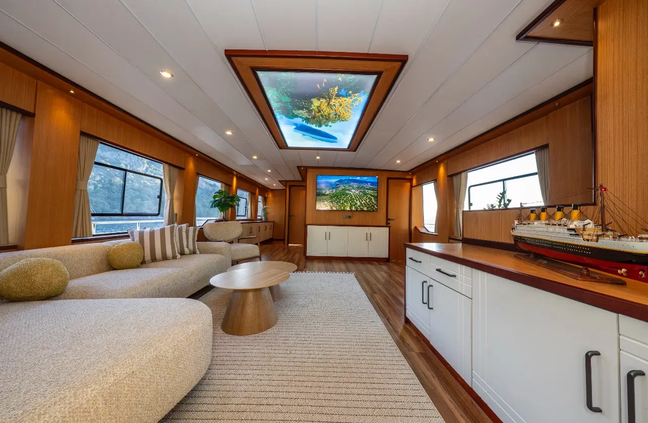 Lila Trawler, Foto 28