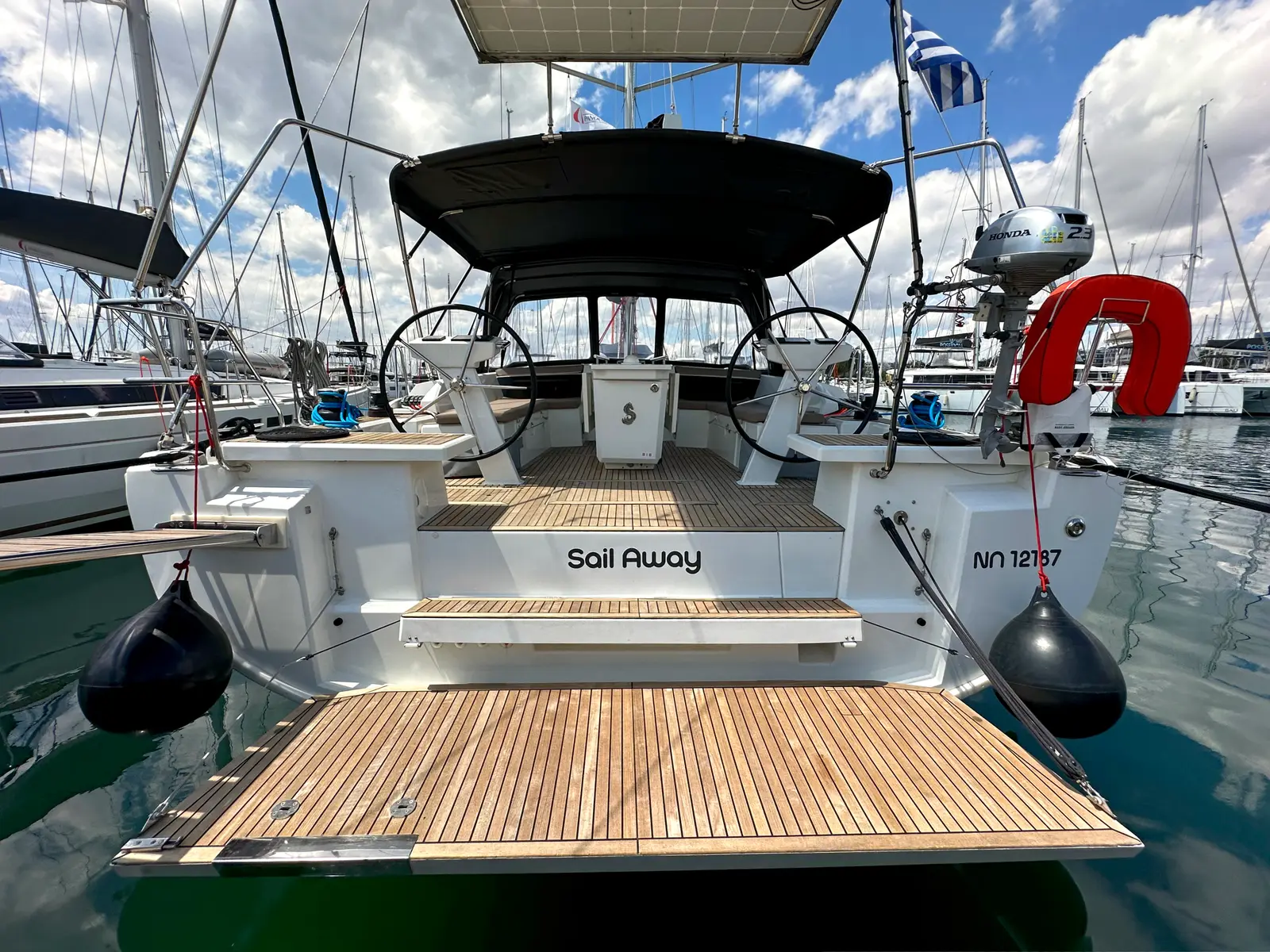 Sail Away (Refit 2025 - A/C - Electric Heads), Foto 2