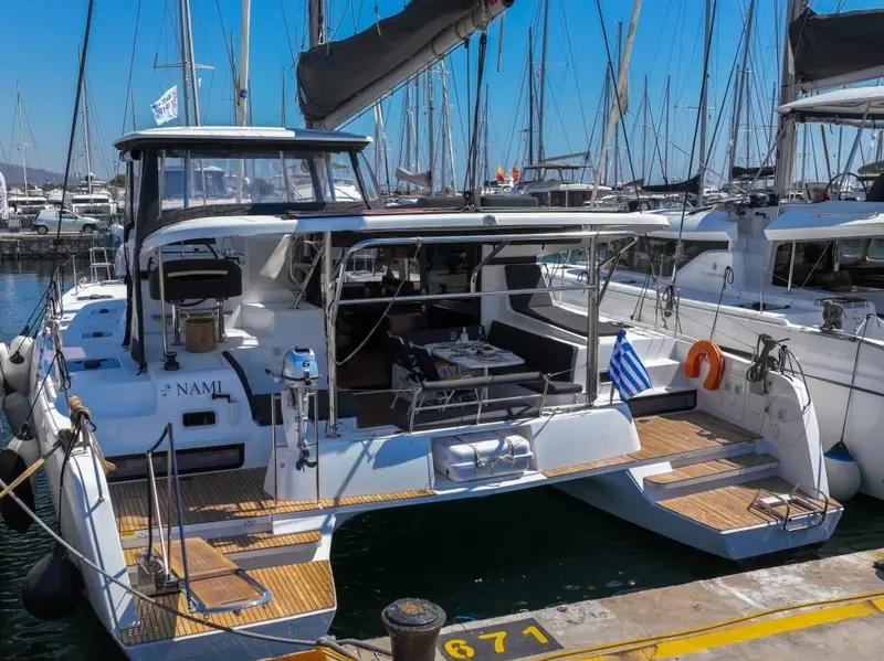 Nami , Lagoon 42