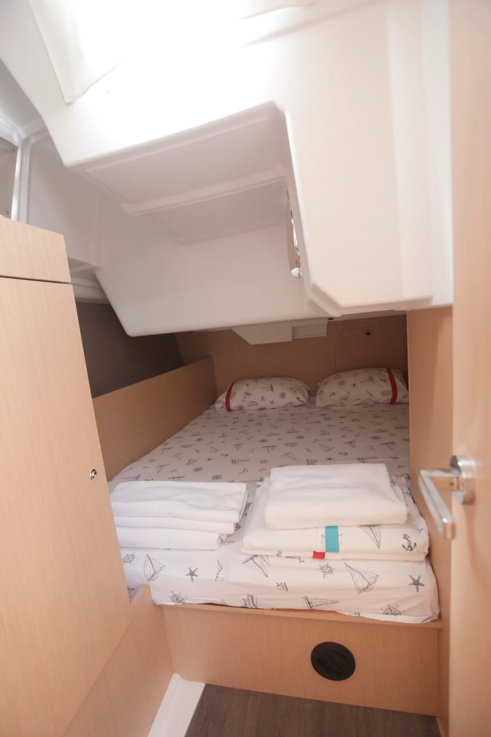Missy, Aft Cabin (starboard side)