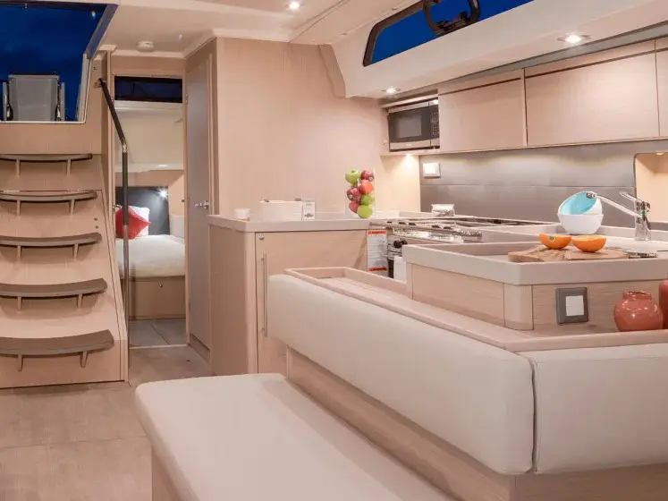 Moorings 52.4 Club, Interior image