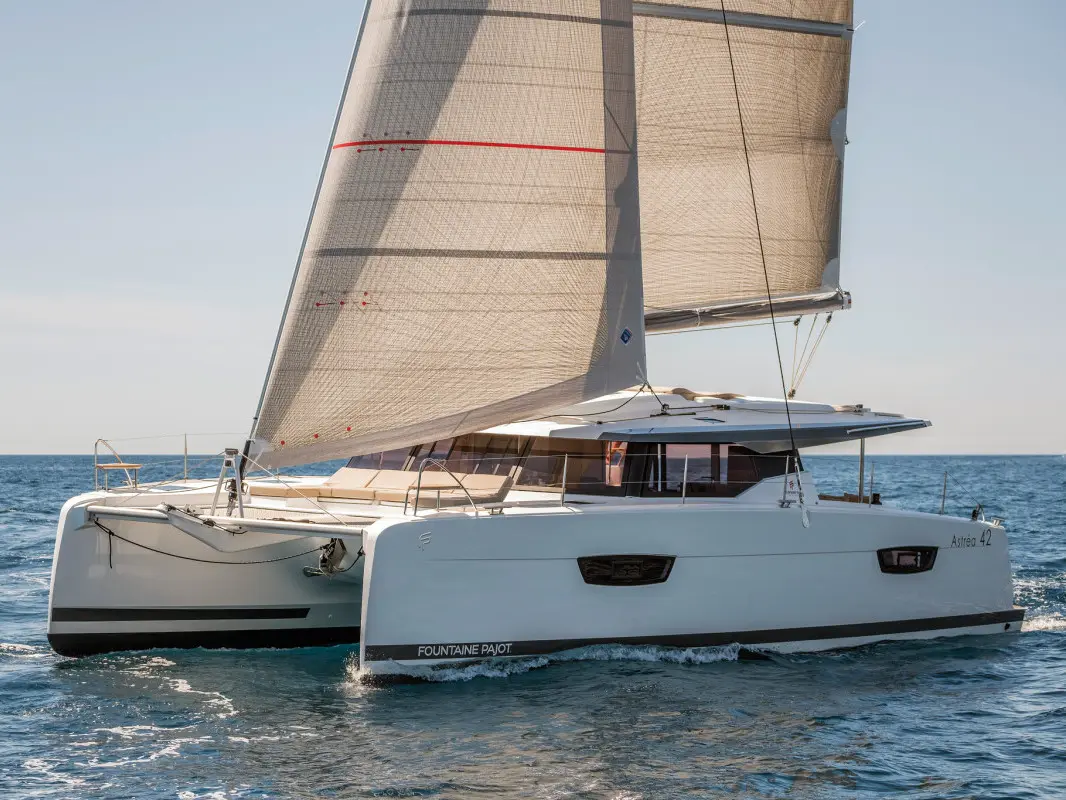 Love A Fayre, Astréa 42