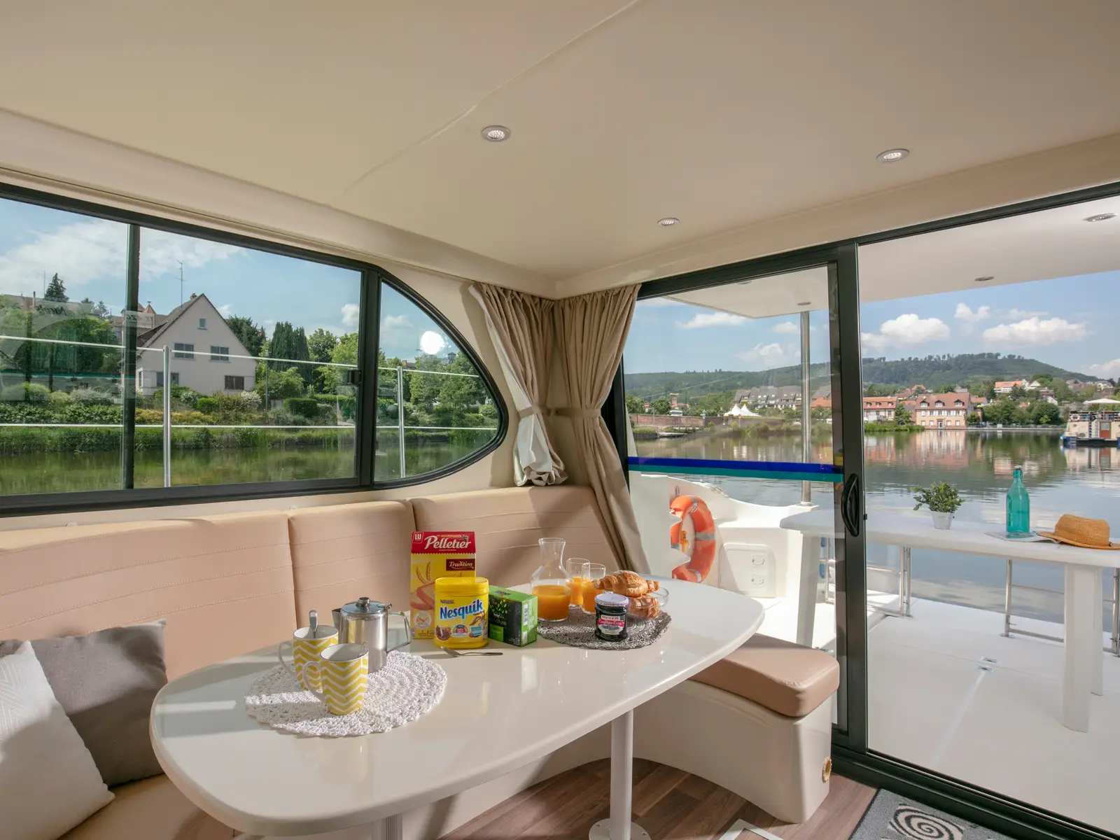 Cruiser Premium 8/12 Pers., Interior image