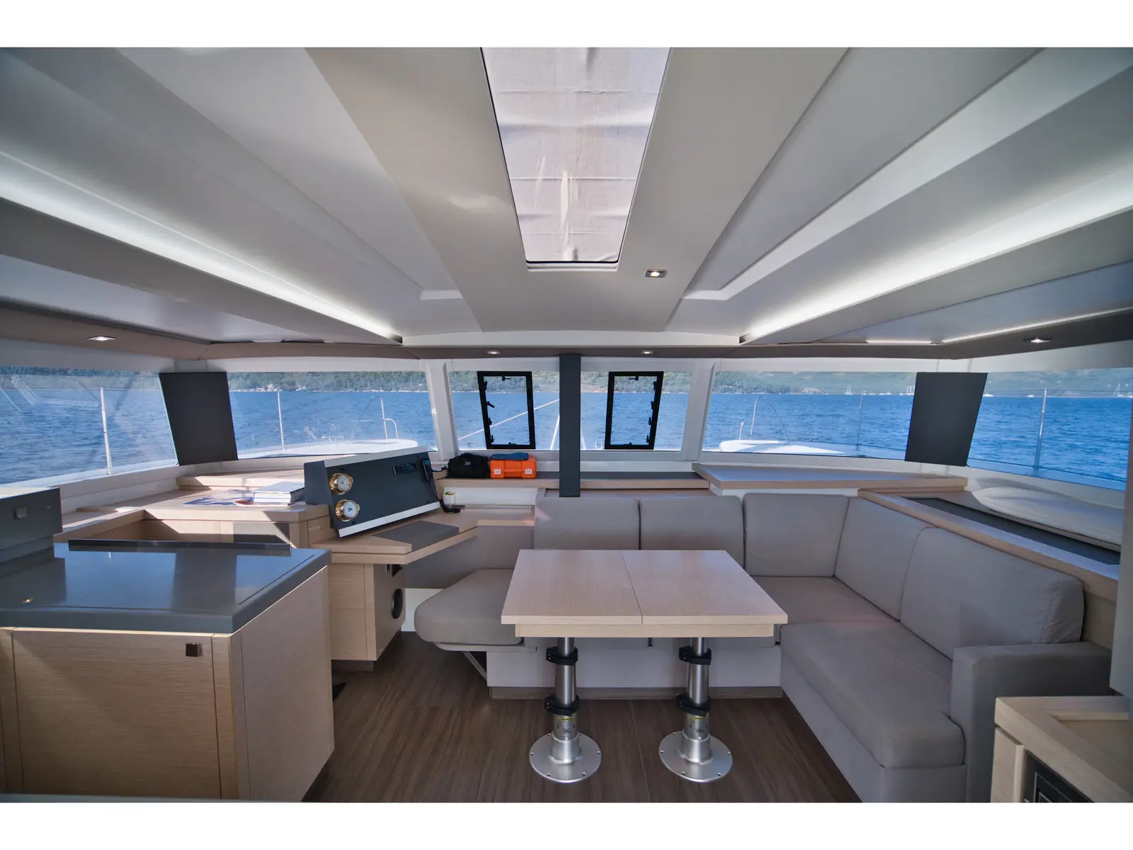 Adele, Interior image