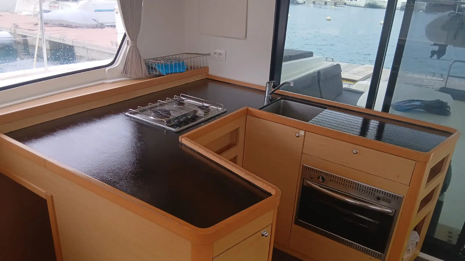 Martine, Galley